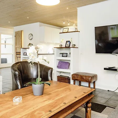 10 Person In V Ggerl Se Holiday home *